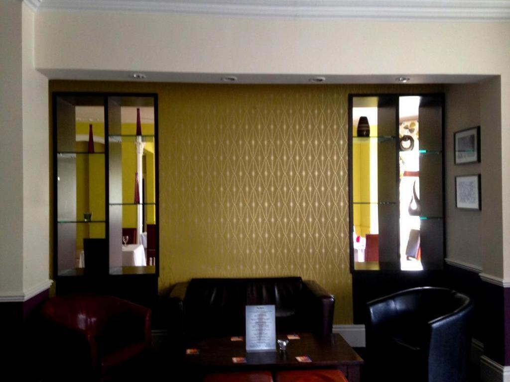 Grosvenor Hotel Rugby Bagian luar foto